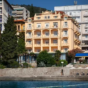 Lungomare - Liburnia Hotell